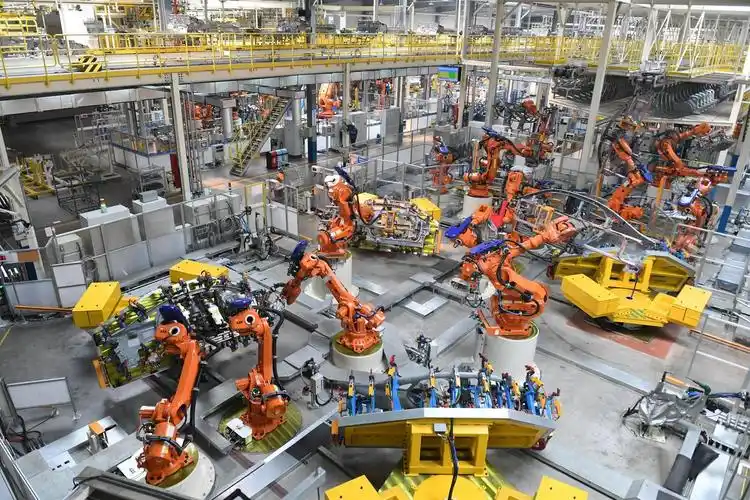Research Report on Service-Oriented Manufacturing and Business Model Innovation